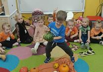Dyniowe przygody Elfów i Biedronek