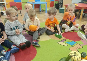 Dyniowe przygody Elfów i Biedronek