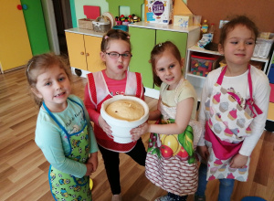 " Ciasto drożdżowe" zajęcia w ramach Innowacji Pedagogicznej