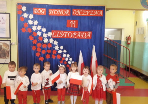 "Święto Niepodległości-11 listopada" w grupie "Elfy"
