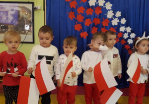 "Święto Niepodległości-11 listopada" w grupie "Elfy"