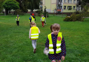 Sprzątamy osiedle w okolicy przedszkola