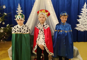 Tymek,Jacek i Szymon jako Trzej Królowie.