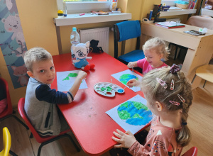 Ziemia-praca plastyczna.