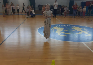 Nikola podczas konkurencji "Księżniczka i Żaba".