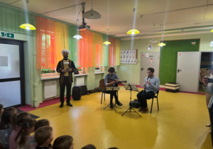 Audycja muzyczna ,,Dźwięki kina"