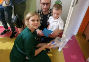 Wręczenie upominków dla Rodziców.