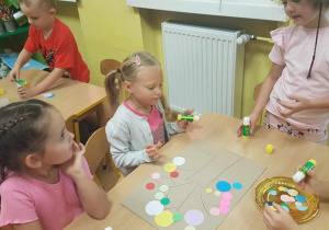 Dzień Kropki w Biedronkach.