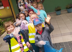 Udział w Ogólnopolskiej Akcji Sprzątania Świata