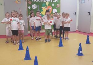 Turniej gier i zabaw ruchowych.