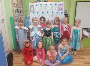 Międzynarodowy Dzień Postaci z Bajek.