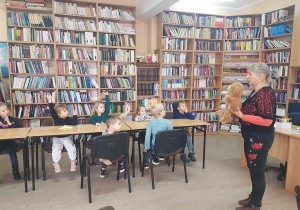 Warsztaty w bibliotece.