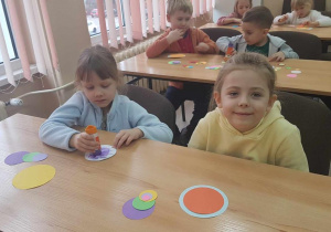 Warsztaty świąteczne w Bibliotece Pedagogicznej.