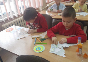 Warsztaty świąteczne w Bibliotece Pedagogicznej.