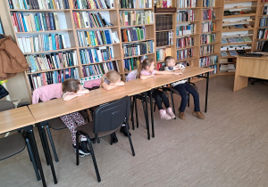 Warsztaty w Bibliotece Pedagogicznej.