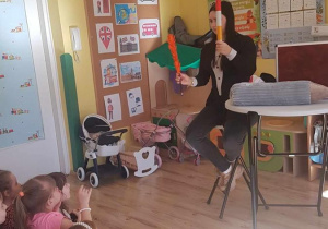 "CZARY-MARY"-czyli pokaz iluzji .