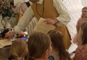 Wycieczka do Muzeum Pałac Saski w Kutnie.