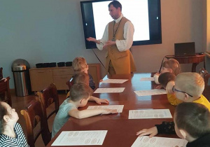 Wycieczka do Muzeum Pałac Saski w Kutnie.