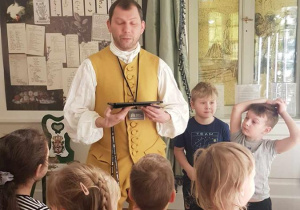 Wycieczka do Muzeum Pałac Saski w Kutnie.