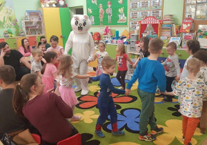 Warsztaty wielkanocne z cyklu "Razem z Rodzicami".