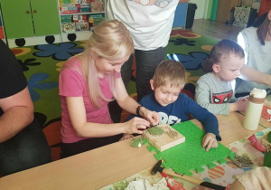Warsztaty wielkanocne z cyklu "Razem z Rodzicami".