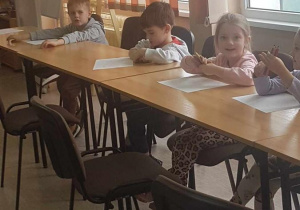 Warsztaty wielkanocne w Bibliotece Pedagogicznej.