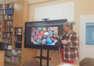 Warsztaty wielkanocne w Bibliotece Pedagogicznej.