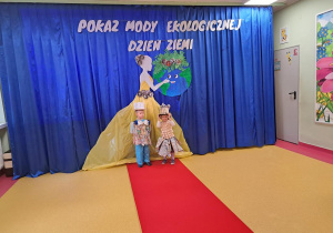 Pokaz mody ekologicznej.