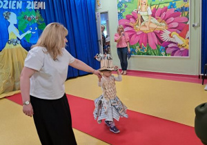 Pokaz mody ekologicznej.