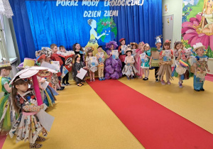Pokaz mody ekologicznej.