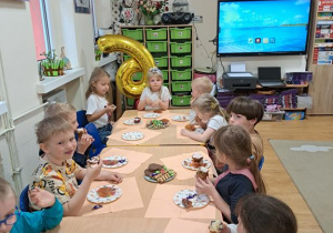 Szóste urodziny Lenki.