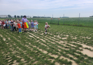 Zdjęcie 1 na 118