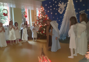 "Józef i Maryja"- Maks i Emilka z grupy Pszczółki.