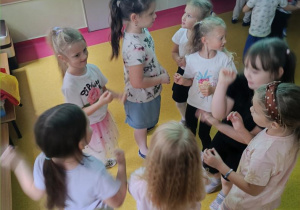 Zdjęcie 64 na 75
