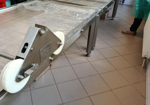 Dzieci na wycieczce w Manufakturze Krówek
