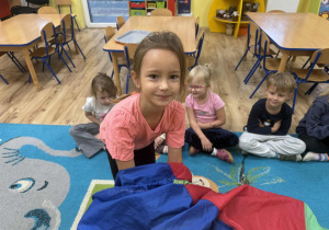 Pola poszukuje owoców