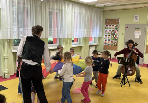 Audycja muzyczna pt. "Jesienna bajka o Violi"