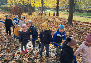 "Jesienny spacer" ....