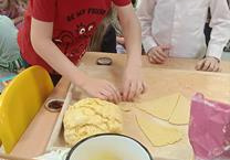 Zajęcia kulinarne - rogaliki