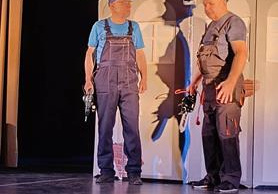 Udział w przedstawieniu pt. " Piotruś elektryk ''.