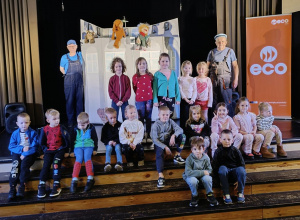 Udział w przedstawieniu "Piotruś - elektryk"