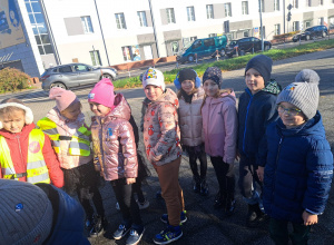 Pamiętamy! Zapalamy światełko na Pomniku poległych Harcerzy i Harcerek w Kutnie.