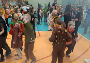 Dzieci na Balu Jesiennym