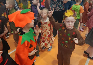 Dzieci na Balu Jesiennym