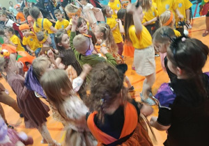 Dzieci na Balu Jesiennym