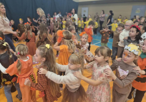 "Bal Jesienny" w Szkole Podstawowej nr 6 w Kutnie.