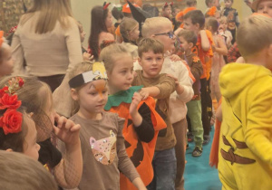 "Bal Jesienny" w Szkole Podstawowej nr 6 w Kutnie.