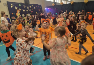 "Bal Jesienny" w Szkole Podstawowej nr 6 w Kutnie.