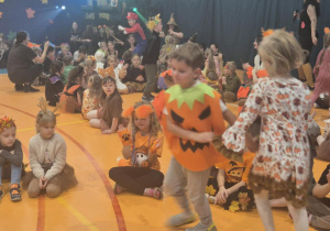 "Bal Jesienny" w Szkole Podstawowej nr 6 w Kutnie.