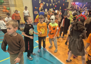 "Bal Jesienny" w Szkole Podstawowej nr 6 w Kutnie.